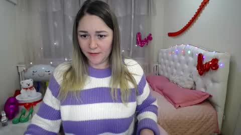 Snapshot of dorasuun chatting on February 2025 03:05:02 PM dorasuun online show from February 2025 03:05:02 PM