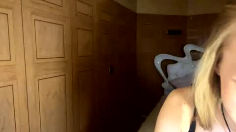 Anika online show from April 2026 02:51:02 AM