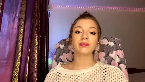 Alisa online show from November 2025 07:08:01 AM