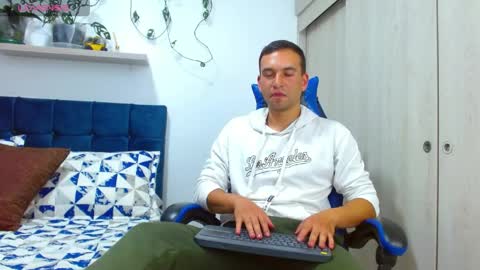 dorian_h online show from June 2026 11:10:01 PM