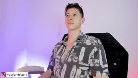 dorian_mystery online show from April 2026 11:53:02 PM