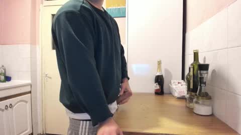 menu  below online show from November 2025 02:06:02 AM