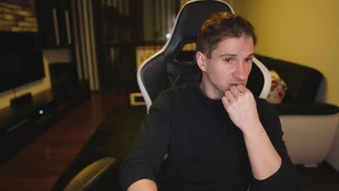 Dorian Reyes online show from March 2026 12:12:01 AM