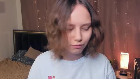 Violet online show from November 2025 08:29:01 PM