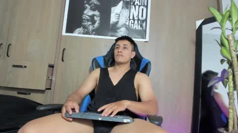 Snapshot of dorman_boy chatting on May 2026 03:02:01 AM dorman_boy online show from May 2026 03:02:01 AM