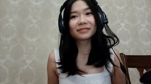 YuKi  online show from October 2025 10:05:02 AM