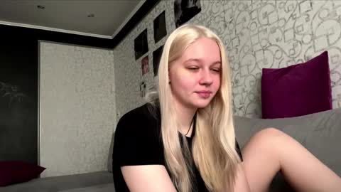Snapshot of dory_liss chatting on October 2025 06:12:02 AM dory_liss online show from October 2025 06:12:02 AM