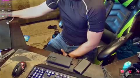 DotYourEyezez  online show from December 2024 12:04:01 AM