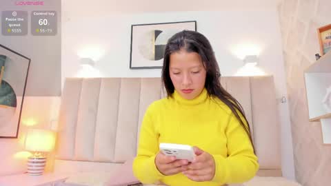 Vall  Lufan  online show from June 2026 07:09:02 PM
