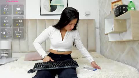 Vall  Lufan  online show from July 2026 07:29:01 PM