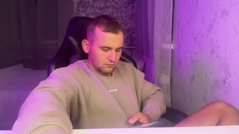 douglas_666 online show from September 2025 07:59:01 PM