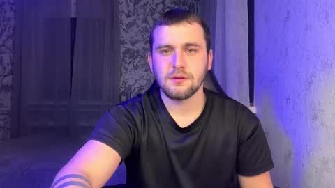 douglas_666 online show from February 2026 08:23:01 PM