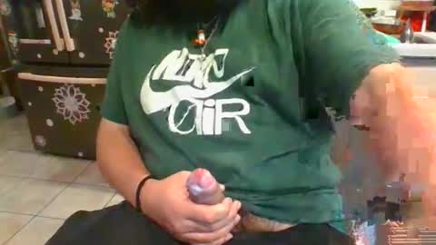 Dpenguino online show from November 2025 05:03:01 PM