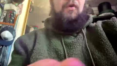 Dpenguino online show from December 2025 05:30:01 PM