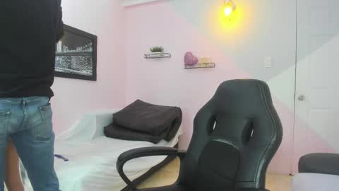 Drake and Zara online show from November 2025 11:57:02 AM