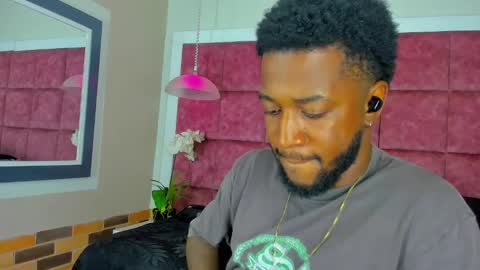 ---Drake--- online show from December 2024 11:37:01 PM