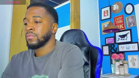 ---Drake--- online show from October 2025 09:34:02 PM