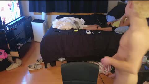 Snapshot of drakeoc chatting on February 2025 06:40:01 AM drakeoc online show from February 2025 06:40:01 AM