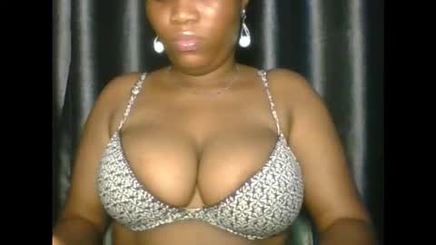 dramadoll_ online show from November 2025 06:41:04 PM