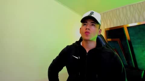Snapshot of draven_marceaux chatting on September 2025 11:36:01 AM Draven online show from September 2025 11:36:01 AM