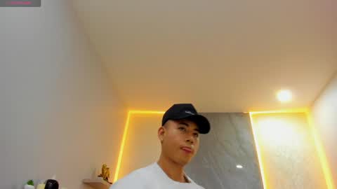 Snapshot of draven_marceaux chatting on May 2026 11:29:01 AM Draven online show from May 2026 11:29:01 AM