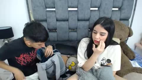 -- nicolle and jhon -- online show from March 2025 05:57:01 AM