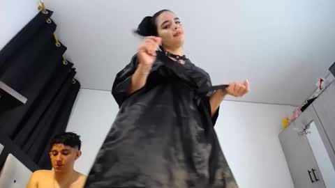 -- nicolle and jhon -- online show from April 2026 10:12:02 PM