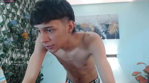 Snapshot of draxblade chatting on December 2025 08:24:02 PM DraxBlade online show from December 2025 08:24:02 PM