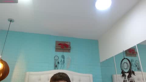 Snapshot of draxblade chatting on December 2025 03:57:01 AM DraxBlade online show from December 2025 03:57:01 AM