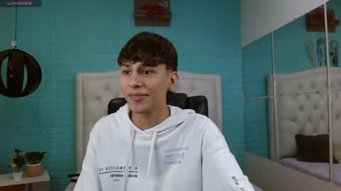 DraxBlade online show from April 2026 07:58:01 PM