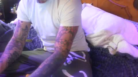 dreaded_folks online show from December 2025 08:49:02 PM