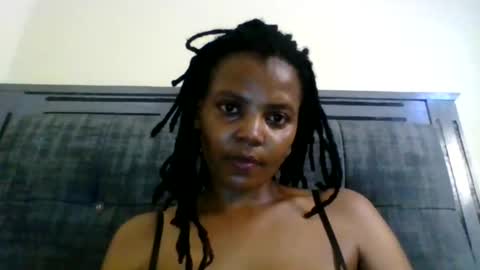 Snapshot of dream4happiness chatting on November 2025 06:32:01 PM Dream online show from November 2025 06:32:01 PM