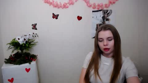 Mari online show from March 2026 06:25:01 AM