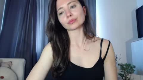 Snapshot of dream_nicole02 chatting on April 2026 06:58:02 AM Nicole online show from April 2026 06:58:02 AM