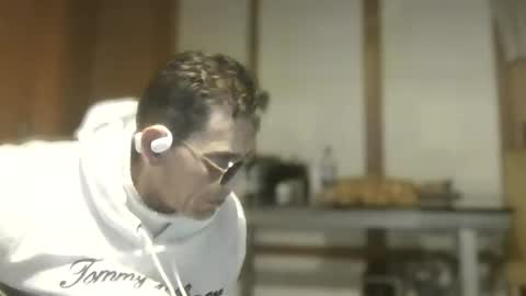 Dreambob online show from November 2025 12:13:01 AM