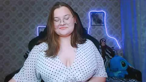 dreamforyoue2 online show from September 2025 08:31:01 PM