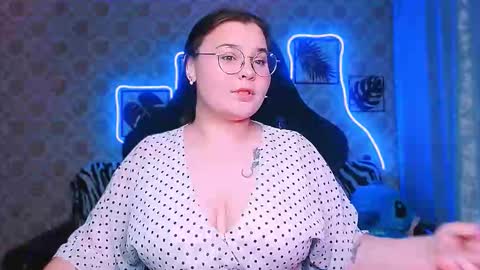 dreamforyoue2 online show from October 2025 07:13:02 PM