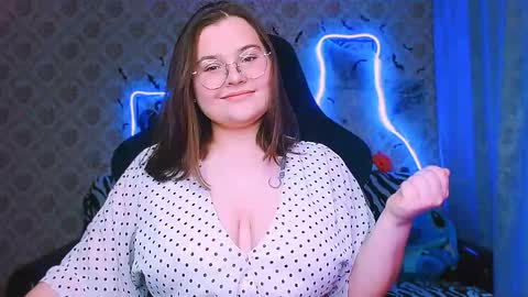 dreamforyoue2 online show from October 2025 08:54:02 PM