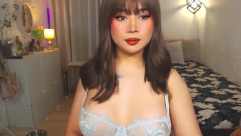 Snapshot of dreamgirlheaven chatting on February 2025 06:41:01 AM Heaven online show from February 2025 06:41:01 AM