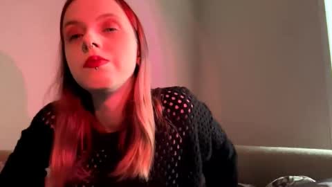 Luna online show from November 2025 09:26:02 AM