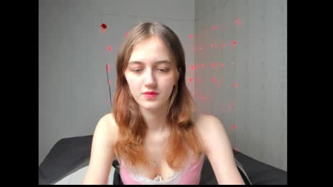 dreamy_pollyyy online show from March 2026 05:29:01 PM