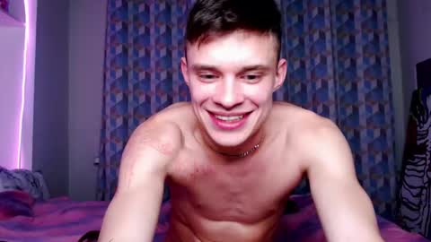 Adam Dream online show from November 2025 09:25:02 PM