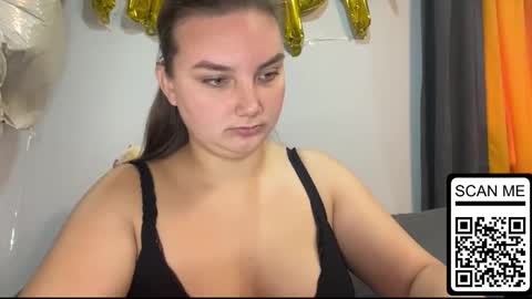 Mila online show from September 2025 06:39:01 AM