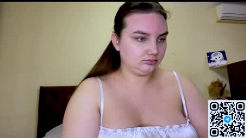 Mila online show from April 2026 04:13:01 PM