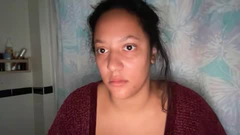 RIRI OR DREAMY online show from October 2025 02:40:01 PM