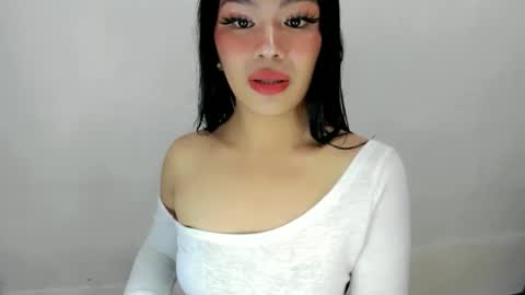 miss. Erika online show from September 2025 03:36:01 PM