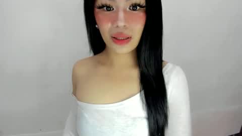 miss. Erika online show from September 2025 08:49:02 AM