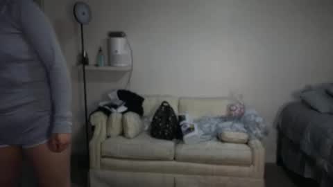 Drizzypeach602 online show from December 2024 12:23:01 AM