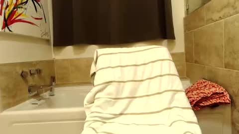 drummersrock92118 online show from December 2025 12:34:02 PM