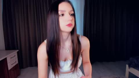 Emma online show from April 2026 05:12:02 AM